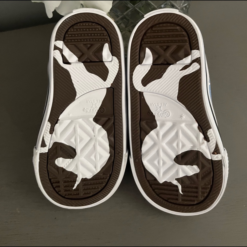 Unicorn Converse - Picture 3 of 4